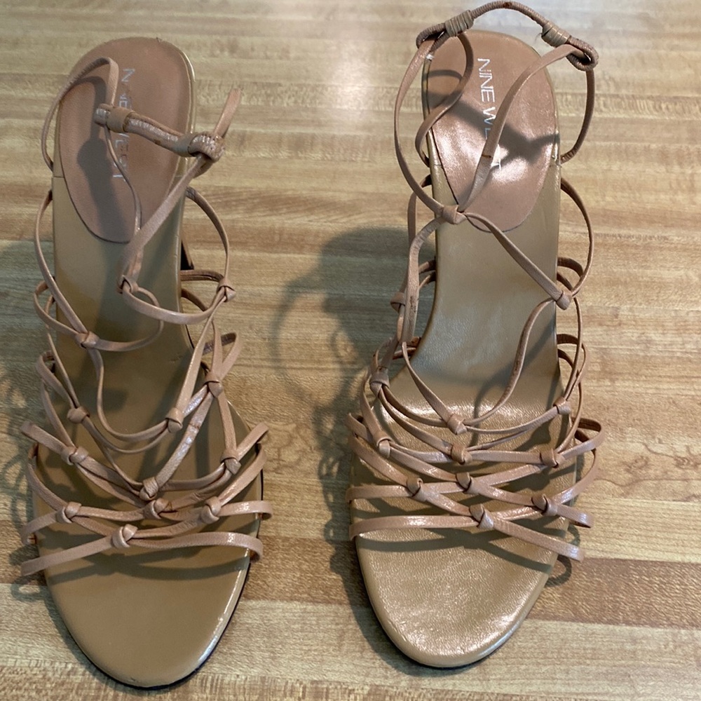 Nine West sandal. Size 8.5